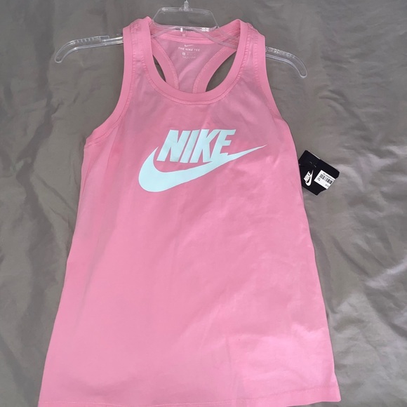 nike tank top in pink